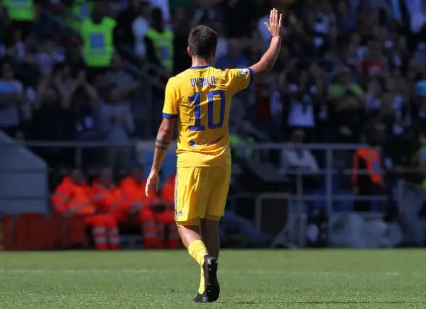 Anche contro il Sassuolo Dybala sigla un’altra tripletta dopo quella contro il Genoa, regalando i tre punti alla Juventus e salendo a quota 8 reti in 4 partite di campionato.