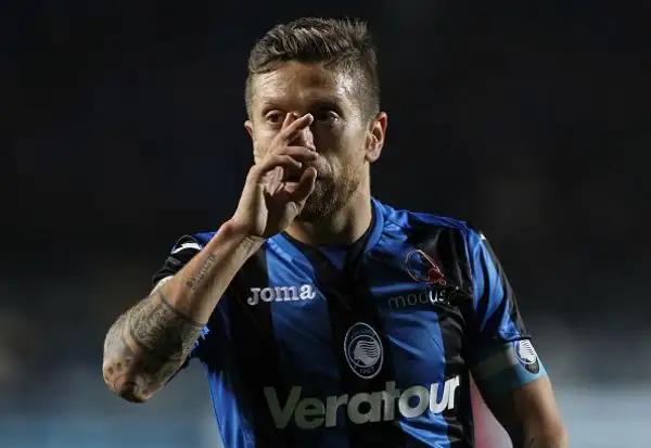 Succede tutto nel secondo tempo con i bergamaschi capaci di segnare tre gol con Freuler, Ilicic e Kurtic che confezionano la vittoria per i padroni di casa.