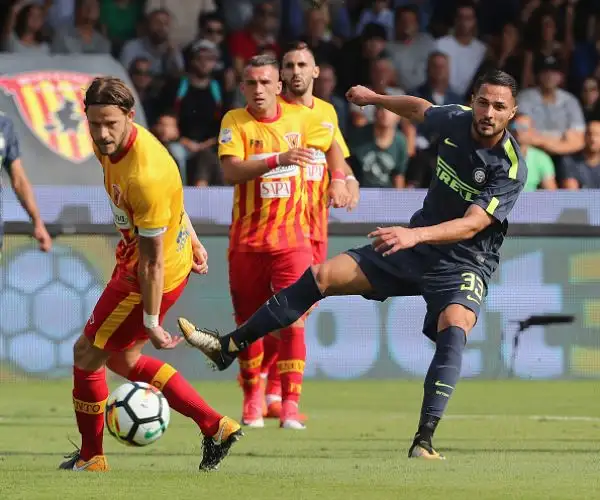 Il Benevento lotta, ma vince l'Inter grazie alla doppietta di Brozovic.