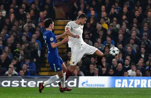 Pareggio spettacolare per 3-3 allo Stamford Bridge tra il Chelsea e la Roma