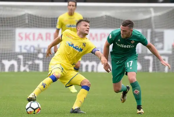 Grande rimonta del Chievo con un super Castro dopo la rete di Simeone.