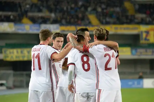 Travolgente Milan, che in casa del Chievo si ritrova e vince con la rete di Suso, l’autogol di Cesar propiziato sempre dallo spagnolo, la prima rete in serie A di Calhanoglu e Kalinic.