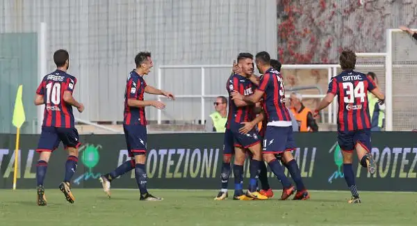 La Fiorentina si arrende al terribile uno-due nell'arco di 2 minuti firmato Trotta-Budimir, a nulla vale il terzo gol consecutovo di Marco Benassi.