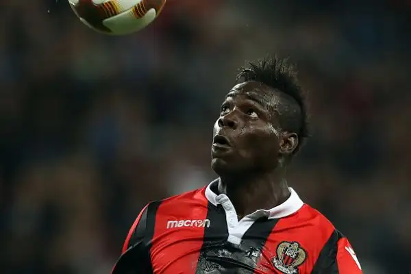 La Lazio rimonta e supera il Nizza nella terza giornata di Europa League con una rete di Caicedo e la doppietta di Milinkovic-Savic, di Mario Balotelli il gol dei padroni di casa.