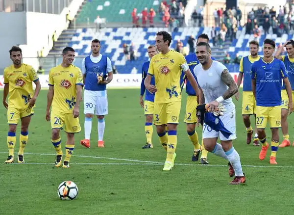 Sassuolo che sale in classifica a 5 punti, Chievo che con il punto guadagnato oggi sale a 12 punti. Leggermente meglio i neroverdi ma sostanzialmente giusto il risultato finale