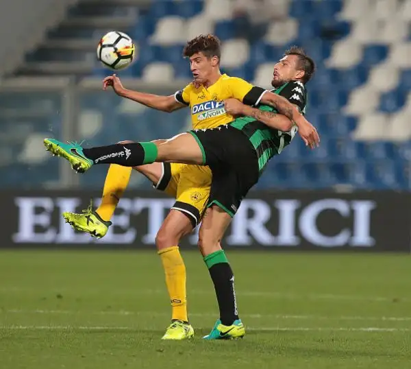 Velo di Perica e conclusione perentoria di Barak, questo basta all'Udinese per ottenere tre punti pesantissimi contro un Sassuolo ormai in crisi.