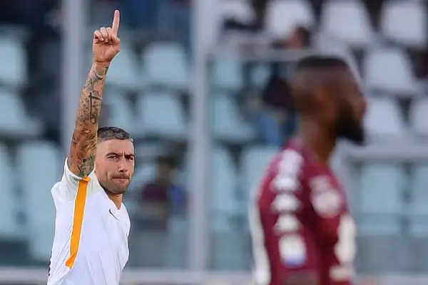 Kolarov trascina (di nuovo) alla vittoria i giallorossi con una rete nella ripresa.