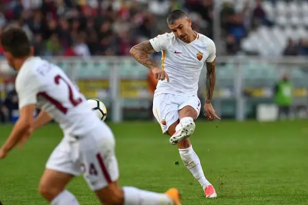 Kolarov trascina (di nuovo) alla vittoria i giallorossi con una rete nella ripresa.