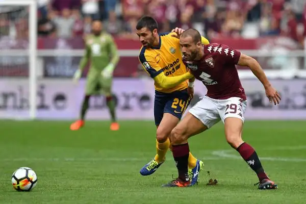 L'Hellas Verona risorge nel finale e strappa un punto d’oro a Torino.