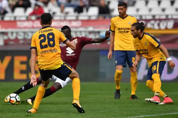 L'Hellas Verona risorge nel finale e strappa un punto d’oro a Torino.