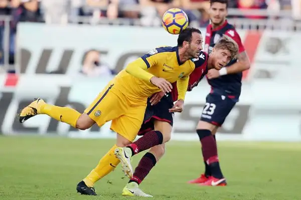 Vittoria preziosa dei sardi in rimonta nello scontro salvezza con l'Hellas.
