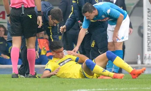 Frenata inattesa per la capolista, bloccata a Verona dal Chievo e dalla stanchezza.