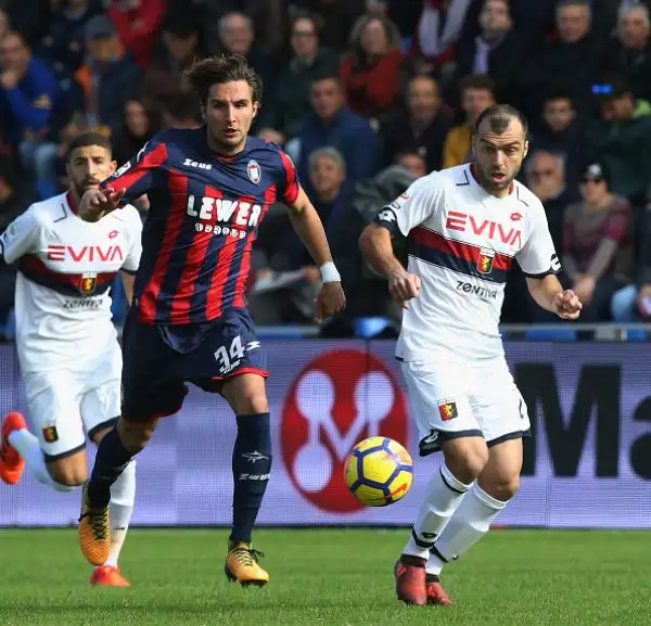 Preziosa vittoria in trasferta del Genoa nell'anticipo della tredicesima giornata di serie A. Il Grifone si impone a Crotone grazie alla rete nel primo tempo di Rigoni.
