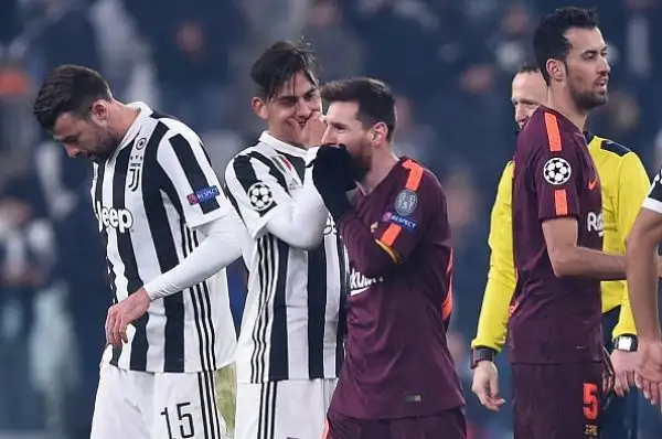 Scesa in campo con la possibilità di agganciare il primo posto, la squadra di Allegri si è accontentata di un pareggio senza reti contro un Barcellona privo di Messi.
