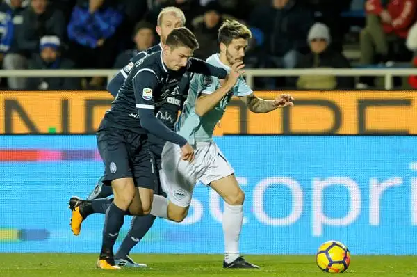 Doppio Ilicic e Gomez non bastano a Gasperini: finisce 3-3 con doppietta di Milinkovic-Savic e gol di Luis Alberto per i laziali. Rete annullata a Caldara con il VAR.