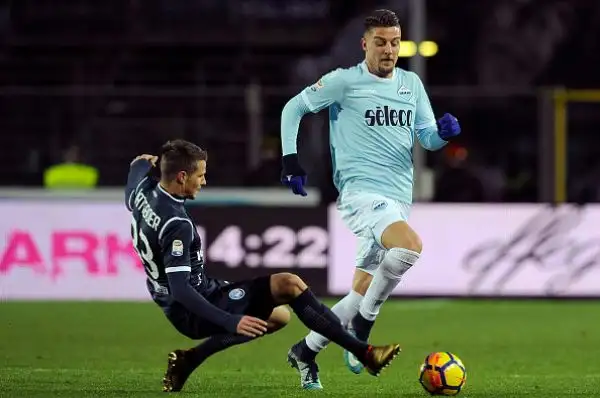 Doppio Ilicic e Gomez non bastano a Gasperini: finisce 3-3 con doppietta di Milinkovic-Savic e gol di Luis Alberto per i laziali. Rete annullata a Caldara con il VAR.