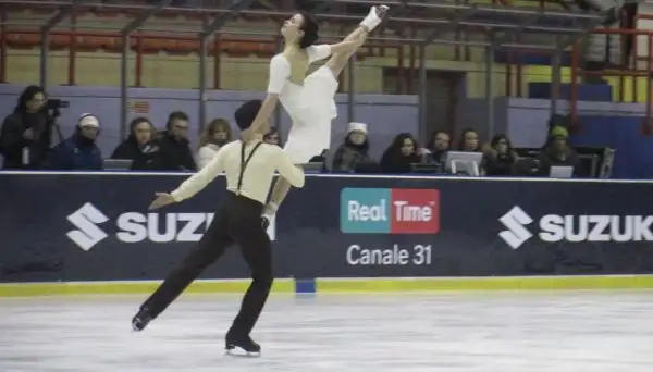 Carolina Kostner, Anna Cappellini e Luca Lanotte hanno dato spettacolo sul ghiaccio dell'Agorà di Milano.