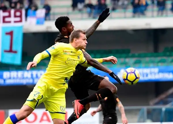 Uno spettacolare 0 a 0 ha concluso l'emozionante Chievo-Roma che ha interrotto l’inarrestabile marcia giallorossa verso la testa della classifica