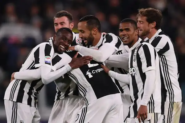 Tutto facile, ma solo nel secondo tempo, per per la squadra di Allegri che chiude la pratica nei primi 15' della ripresa con le reti di Mandzukic, De Sciglio e Benathia.