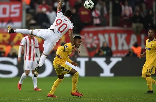 Alex Sandro 6: suo l’assist del gol di Cuadrado, ma quante sbavature…
