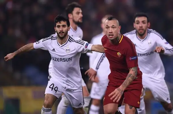 Nainggolan 6. Primo tempo deludente, si sveglia nella ripresa, sfiorando anche il gol.