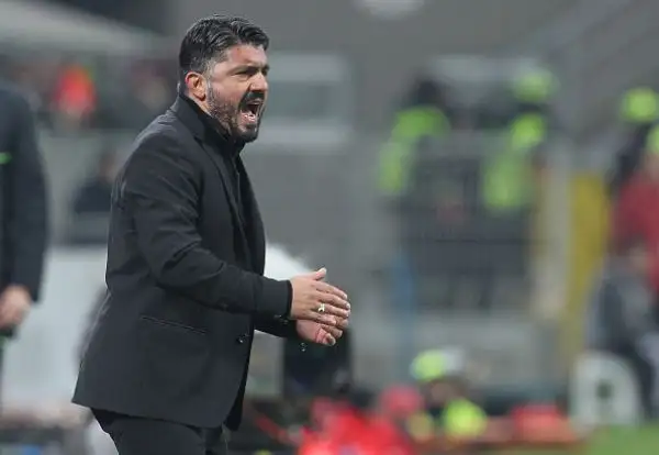Prima vittoria da allenatore di Serie A per Rino Gattuso che piega 2-1 il Bologna centrando anche un significativo balzo in classifica: i rossoneri salgono al settimo posto con 24 punti.