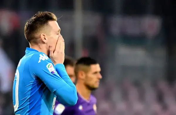 Il Napoli stecca, non andando oltre lo 0-0 al San Paolo contro la Fiorentina. Resta invariata così la vetta: Inter 40, Napoli 39, Juventus 38, Roma 35.