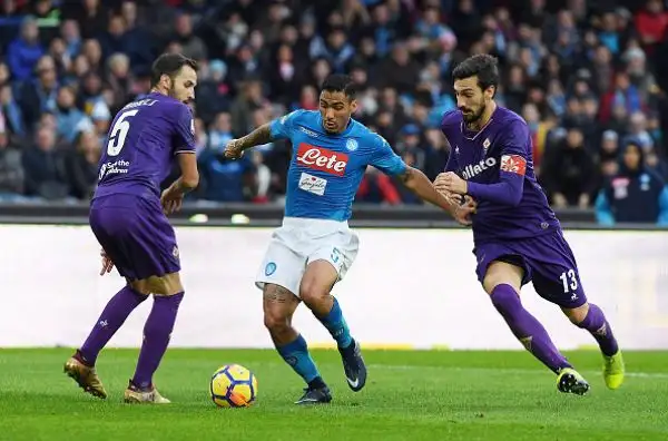 Il Napoli stecca, non andando oltre lo 0-0 al San Paolo contro la Fiorentina. Resta invariata così la vetta: Inter 40, Napoli 39, Juventus 38, Roma 35.