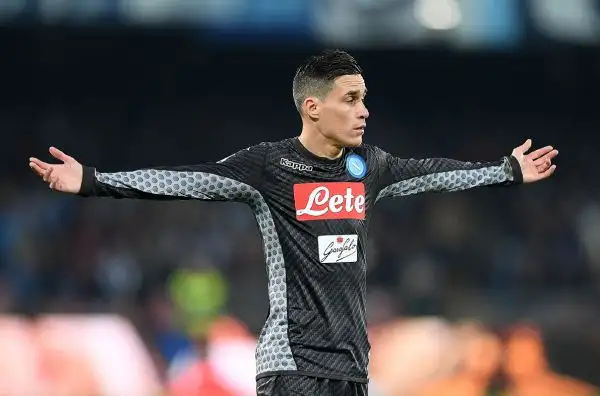 Callejon 5 - Sbaglia tanto, conferma la poca lucidità delle ultime uscite.