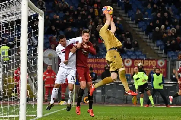 Un gol di Fazio all'ultimo respiro, dopo che poco prima Perotti aveva fallito un calcio di rigore, regala tre punti alla squadra di Di Francesco.