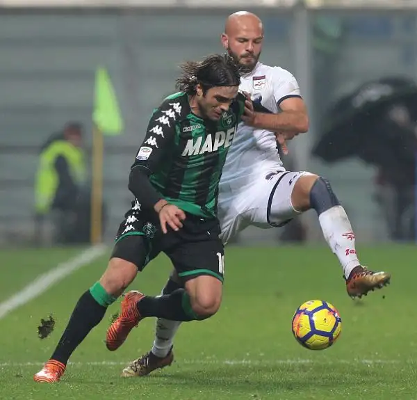 Comincia male l’avventura di Walter Zenga, subentrato in settimana a Davide Nicola sulla panchina del Crotone. Il debutto coincide infatti con la pesante sconfitta in casa del Sassuolo.