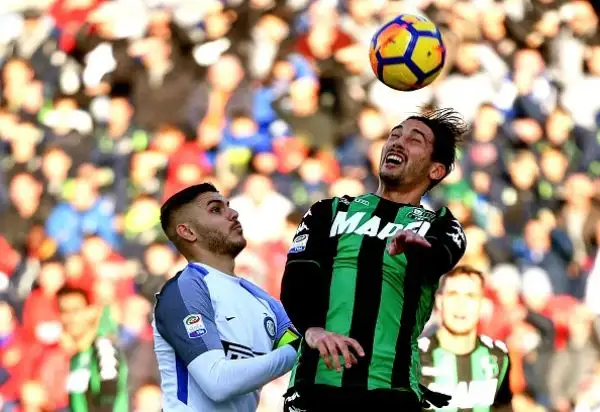 Sabato da dimenticare anche per Mauro Icardi, che spreca due occasioni d'oro e nella ripresa si fa parare un calcio di rigore da Consigli.