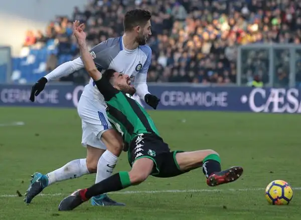 Sabato da dimenticare anche per Mauro Icardi, che spreca due occasioni d'oro e nella ripresa si fa parare un calcio di rigore da Consigli.