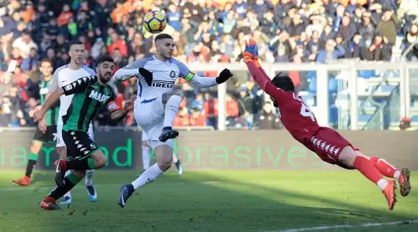 Sabato da dimenticare anche per Mauro Icardi, che spreca due occasioni d'oro e nella ripresa si fa parare un calcio di rigore da Consigli.