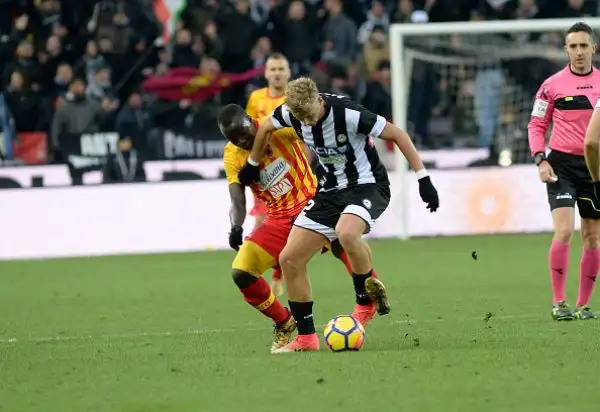 Barak e Lasagna nel primo tempo condannano gli Stregoni, che dopo la gioia del pareggio in extremis contro il Milan nella scorsa settimana tornano a perdere