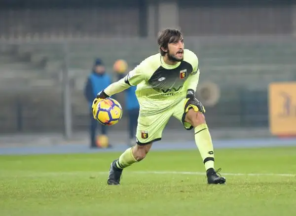 Colpaccio del Genoa di Ballardini. I grifoni hanno battuto di misura i gialloblù con una rete di Pandev nel recupero del primo tempo. A nulla sono valsi i generosi tentativi dei ragazzi di Pecchia.
