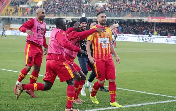 Doriani in vantaggio con Caprari ma Coda la ribalta e Brignola la chiude. Allo scadere il gol di Kownacki non basta alla squadra di Giampaolo.