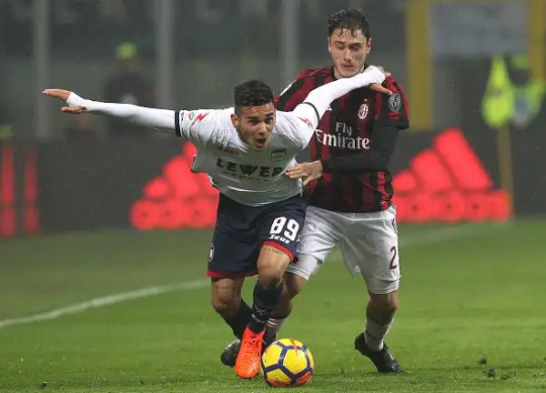 Successo di misura per il Milan, grazie ad un gol del suo capitano Bonucci, che aggancia Udinese, Fiorentina e Torino a 28 punti in zona Europa League.