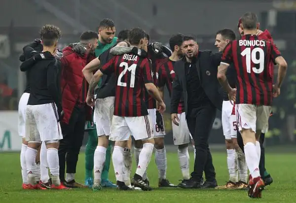 Successo di misura per il Milan, grazie ad un gol del suo capitano Bonucci, che aggancia Udinese, Fiorentina e Torino a 28 punti in zona Europa League.
