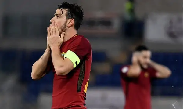Inizio super degli orobici che vanno sul 2-0 con le reti di Cornelius e de Roon. Nella ripresa, con i nerazzurri in 10 per l'espulsione di De Roon, la roma accorcia con Dzeko ma non basta.