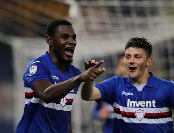 La Roma non si rialza: i giallorossi perdono il posticipo cedendo in casa contro la Sampdoria. Duvan Zapata condanna Di Francesco con una rete all'ottantesimo minuto.