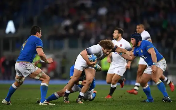 Gli azzurri sono s tati sconfitti dalla dall'Inghilterra, favoritissima per la vittoria finale del torneo. La squadra del ct O'Shea è stata battuta 15-46 (10-17 al termine del primo tempo). 