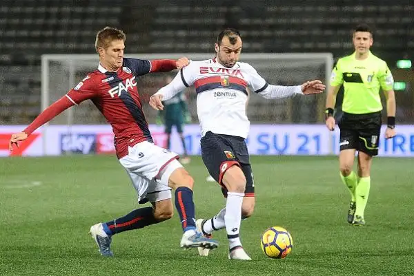 I padroni di casa si aggiudicano una partita non spettacolare e con tanto pressing grazie ad un gol per tempo di Destro e Falletti.