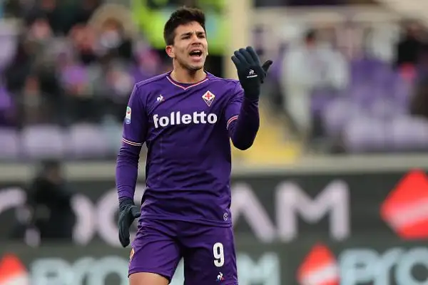 Un gol di Biraghi nei primi minuti regala i tre punti ai viola e riavvicina i toscani alla zona Europa League.
