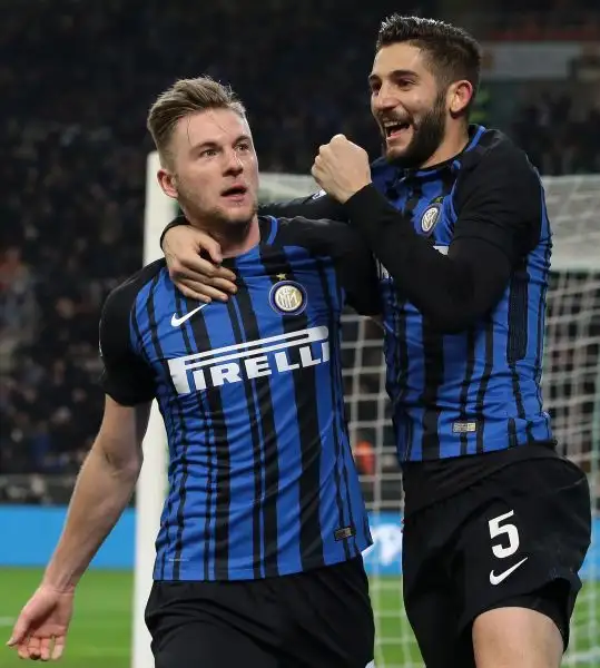 Benevento sconfitto a San Siro solo nel finale dai gol di Skriniar e Ranocchia: Spalletti ritrova i tre punti, ma non il gioco.