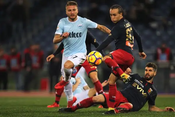Il programma della quarta di ritorno si chiude con una sorpresa, la vittoria del Genoa per 2-1 all’Olimpico sulla Lazio