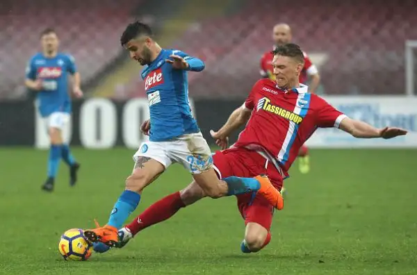 Il Napoli risponde alla Juventus e, battendo la Spal per 1-0 con il gol a inizio partita di Allan, si riprende la vetta della classifica. Annullato anche un gol ad Hamsik con l'intervento del Var.