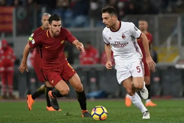 Dopo un primo tempo a reti inviolate, nella ripresa Cutorne e Calabria regalano a Gattuso tre punti d'oro.