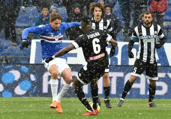 I blucerchiati battono i friulani con uno straordinario gol di Zapata. Protagonista di giornata anche Silvestre autore di un gol e di un'autorete.