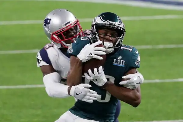 NFL, il Super Bowl LII lo vince Philadelphia. Primo storico successo per gli Eagles che superano i favoriti Patriots 41-33. Super Foles.